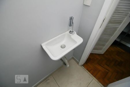 Apartamento à venda com 120m², 3 quartos e 1 vagaBanheiro de Serviço