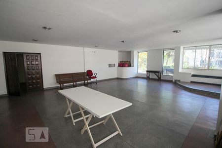 Apartamento à venda com 120m², 3 quartos e 1 vagaÁrea comum - Salão de festas