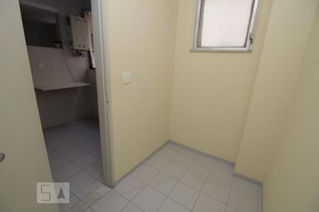 Apartamento à venda com 156m², 2 quartos e 2 vagasQuarto de Serviço