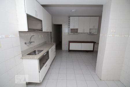 Apartamento à venda com 156m², 2 quartos e 2 vagasCozinha