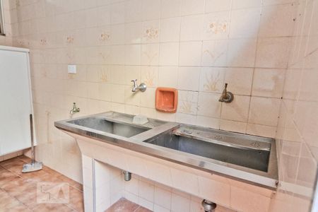 Casa à venda com 380m², 4 quartos e 5 vagasÁrea de Serviço