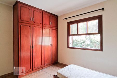 Casa à venda com 380m², 4 quartos e 5 vagasQuarto 2