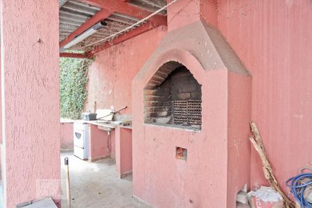 Casa à venda com 380m², 4 quartos e 5 vagasChurrasqueira