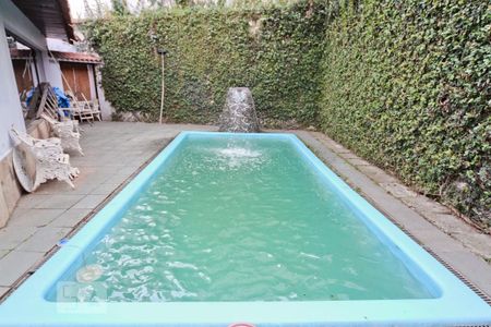 Casa à venda com 380m², 4 quartos e 5 vagasPiscina