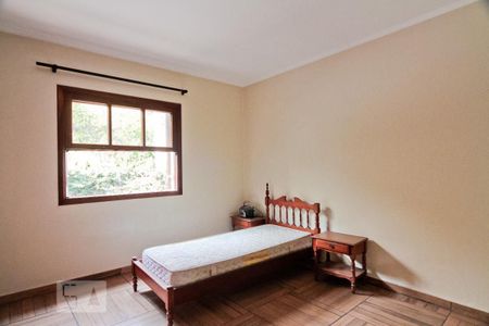 Casa à venda com 380m², 4 quartos e 5 vagasQuarto 2