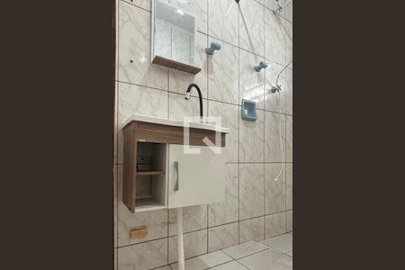 Banheiro  de casa para alugar com 1 quarto, 95m² em Ferrazópolis, São Bernardo do Campo