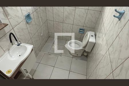 Banheiro  de casa para alugar com 1 quarto, 95m² em Ferrazópolis, São Bernardo do Campo