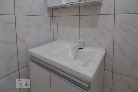 Banheiro de casa para alugar com 1 quarto, 95m² em Ferrazópolis, São Bernardo do Campo