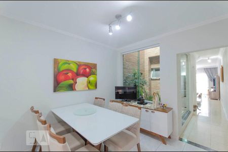 Casa à venda com 204m², 3 quartos e 3 vagasCozinha