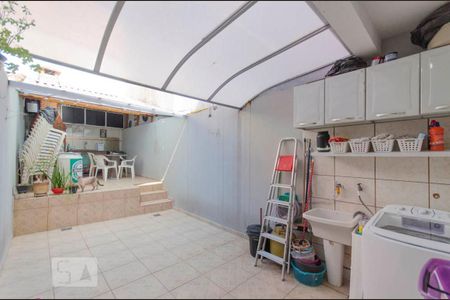 Casa à venda com 204m², 3 quartos e 3 vagasÁrea de Serviço