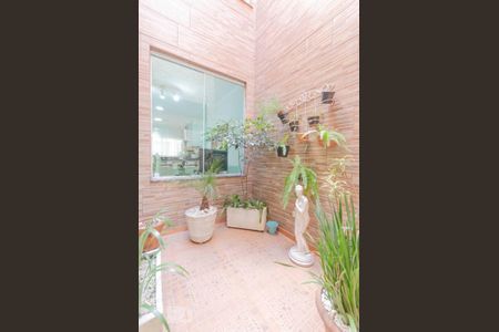 Casa à venda com 204m², 3 quartos e 3 vagasJardim de Inverno