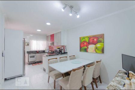 Casa à venda com 204m², 3 quartos e 3 vagasCozinha