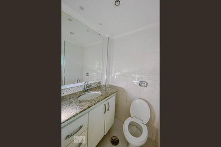 Apartamento à venda com 80m², 2 quartos e 2 vagasBanheiro da Suite