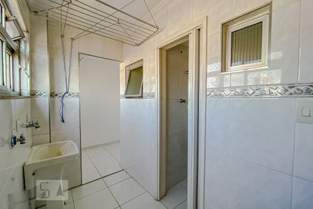 Apartamento à venda com 80m², 2 quartos e 2 vagasLavanderia