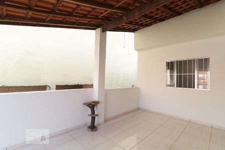 Casa à venda com 90m², 2 quartos e 1 vaga Casa à venda com 90m², 2 quartos e 1 vagaÁrea de Serviço/Quintal