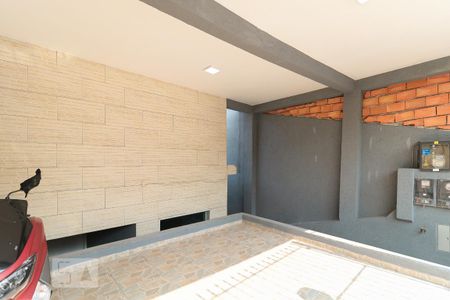 Casa à venda com 90m², 2 quartos e 1 vaga Casa à venda com 90m², 2 quartos e 1 vagaGaragem