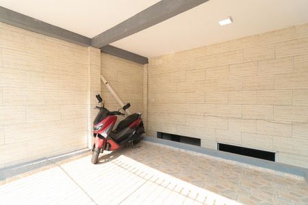 Casa à venda com 90m², 2 quartos e 1 vaga Casa à venda com 90m², 2 quartos e 1 vagaGaragem