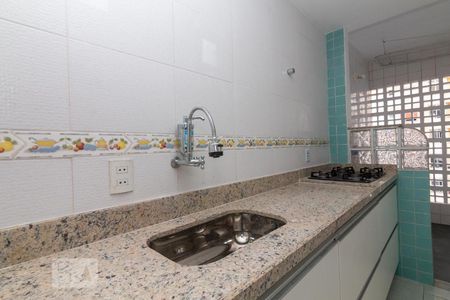 Apartamento à venda com 60m², 2 quartos e 1 vagaCozinha 