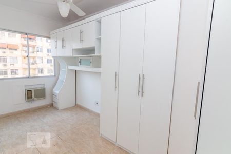 Quarto 2 de apartamento à venda com 2 quartos, 60m² em Itanhangá, Rio de Janeiro