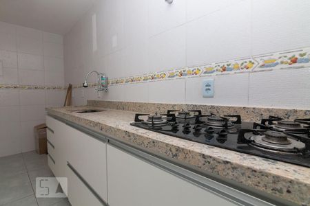 Apartamento à venda com 60m², 2 quartos e 1 vagaCozinha 