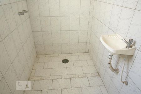 Banheiro de casa para alugar com 1 quarto, 60m² em Vila Mariana, São Paulo