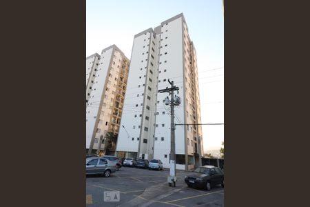 Apartamento para alugar com 50m², 2 quartos e 1 vagaFachada