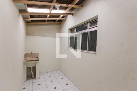 Casa para alugar com 40m², 1 quarto e sem vagaÁrea de Serviço