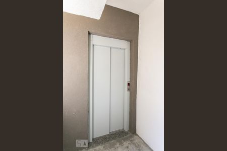 Apartamento para alugar com 34m², 1 quarto e sem vagaÁrea comum - Elevador