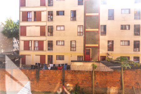 Vista sala de estar de apartamento à venda com 2 quartos, 58m² em Conceição, Diadema