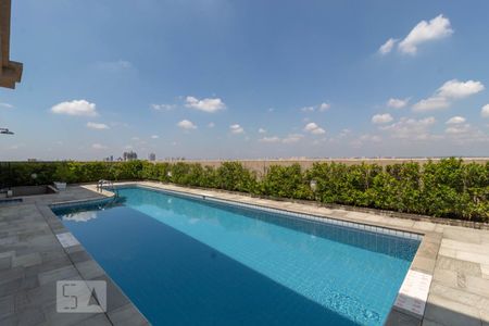 Studio à venda com 32m², 1 quarto e 1 vaga Studio à venda com 32m², 1 quarto e 1 vagaÁrea comum - Piscina