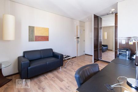 Studio à venda com 32m², 1 quarto e 1 vaga Studio à venda com 32m², 1 quarto e 1 vagaStudio