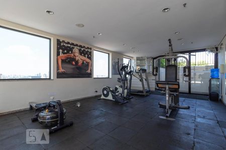 Studio à venda com 32m², 1 quarto e 1 vaga Studio à venda com 32m², 1 quarto e 1 vagaÁrea comum - Academia