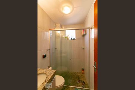 Apartamento à venda com 73m², 3 quartos e 1 vaga Apartamento à venda com 73m², 3 quartos e 1 vagaBanheiro Social