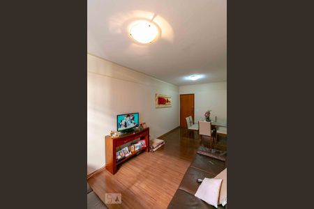 Sala  de apartamento à venda com 3 quartos, 73m² em Nova Cachoeirinha, Belo Horizonte