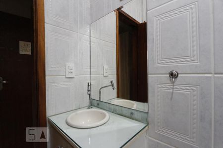Casa à venda com 110m², 2 quartos e 1 vagaBanheiro da suite 2