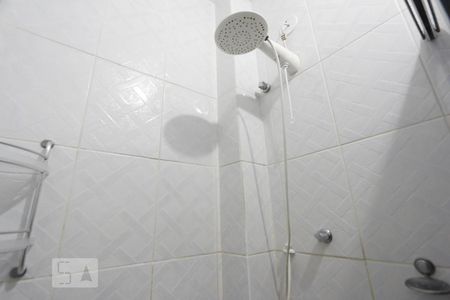 Casa à venda com 110m², 2 quartos e 1 vagaBanheiro da suite 2