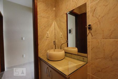Lavabo de casa à venda com 2 quartos, 110m² em Curicica, Rio de Janeiro