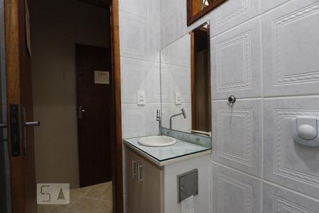 Casa à venda com 110m², 2 quartos e 1 vagaBanheiro da suite 2