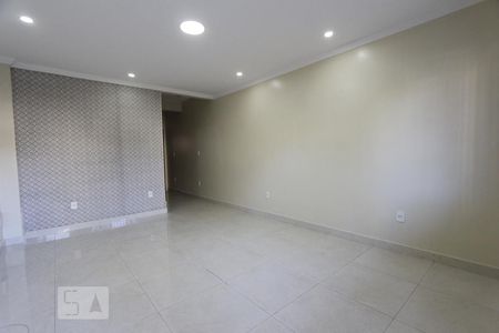 sala de casa à venda com 2 quartos, 110m² em Curicica, Rio de Janeiro