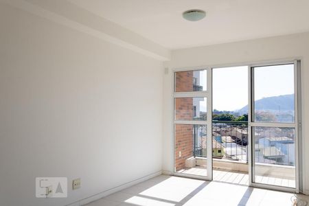 Sala de apartamento para alugar com 2 quartos, 65m² em Campo Grande, Rio de Janeiro