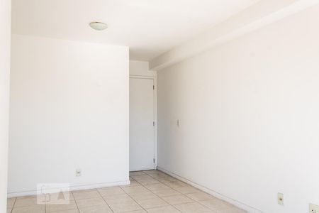 Sala de apartamento para alugar com 2 quartos, 65m² em Campo Grande, Rio de Janeiro