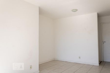 Sala de apartamento para alugar com 2 quartos, 65m² em Campo Grande, Rio de Janeiro