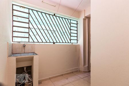 Área de serviço de casa para alugar com 1 quarto, 36m² em Parque Cisper, São Paulo
