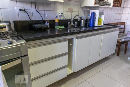 Apartamento à venda com 134m², 3 quartos e 2 vagasCozinha