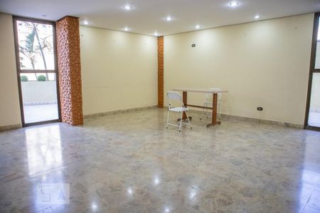 Apartamento à venda com 134m², 3 quartos e 2 vagasSalão de festas