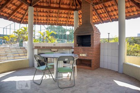 Apartamento à venda com 134m², 3 quartos e 2 vagasChurrasqueira