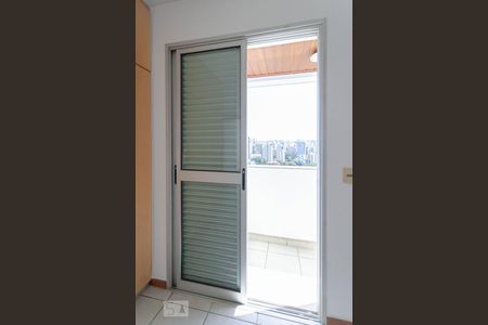 Varanda do quarto de apartamento à venda com 1 quarto, 52m² em Funcionários, Belo Horizonte