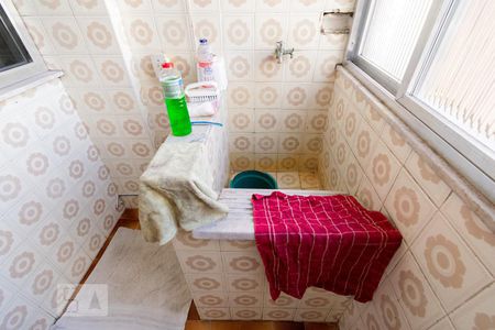 Apartamento à venda com 75m², 2 quartos e 1 vagaÁrea de Serviço