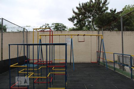 Apartamento para alugar com 44m², 2 quartos e sem vagaPlayground