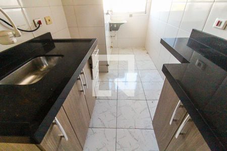 Cozinha e Área de Serviço de apartamento para alugar com 2 quartos, 44m² em Vila Nova Curuçá, São Paulo